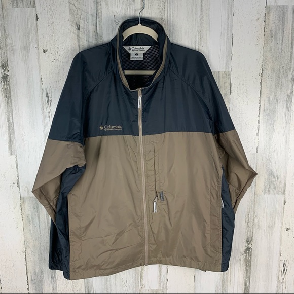 Columbia Lightweight Packable Rain Jacket